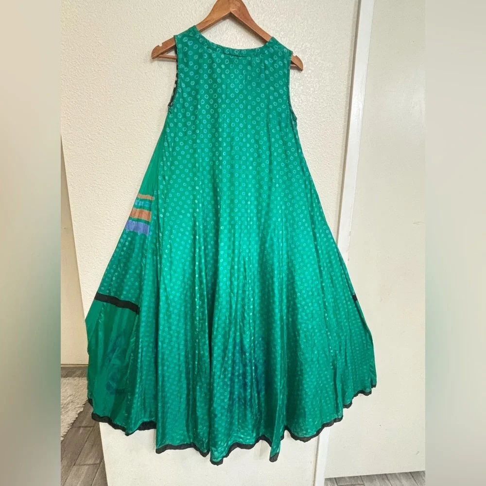 ANUPAMAA Silk Maxi Dress Green Floral Print Boho Luxe Summer Vacation Gown - Picture 7 of 13